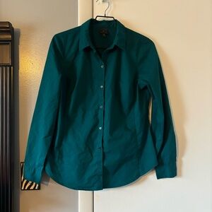 Women’s size 10 top